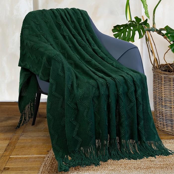 PAVILIA Chunky Knit Throw Blanket